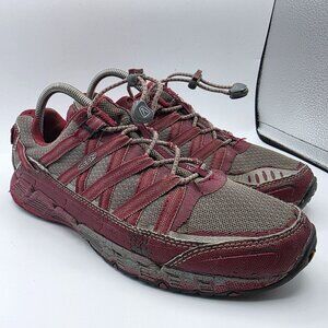 Keen Versatrail WP Womens Size 8.5 Red Shoes Outdoors Hiking Camping Outdoors